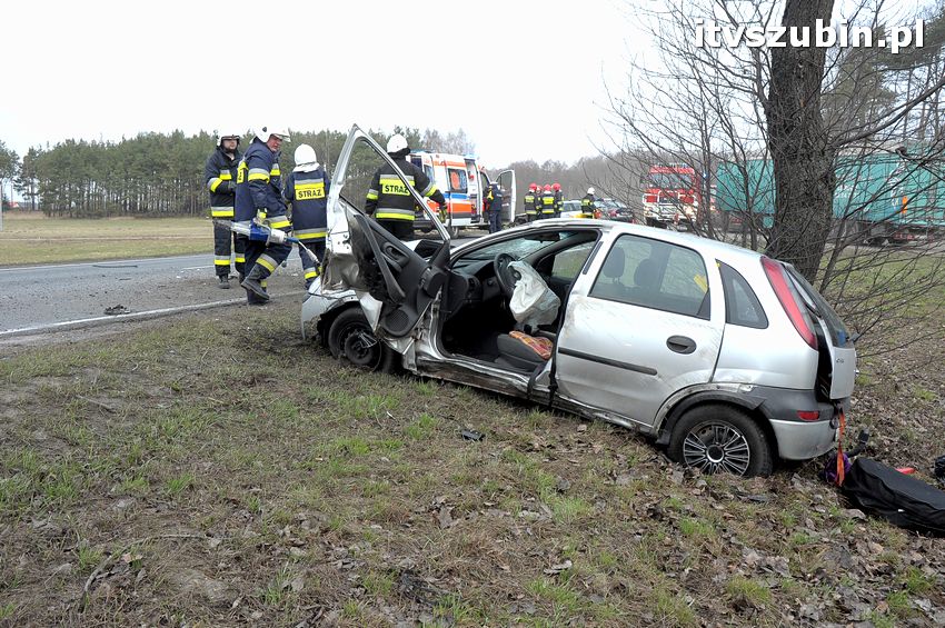 Wpadek na krajowej piątce, kierujący oplem miał 1,5 promila