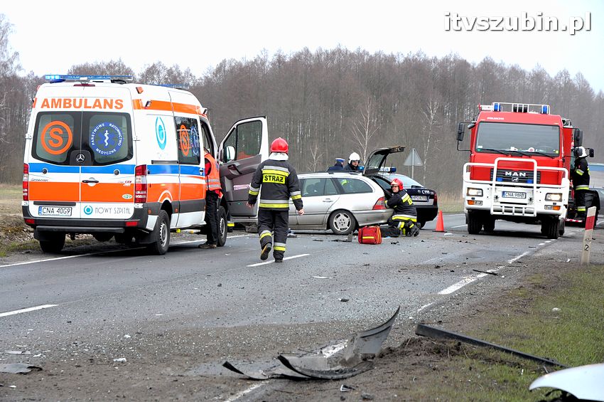 Wpadek na krajowej piątce, kierujący oplem miał 1,5 promila