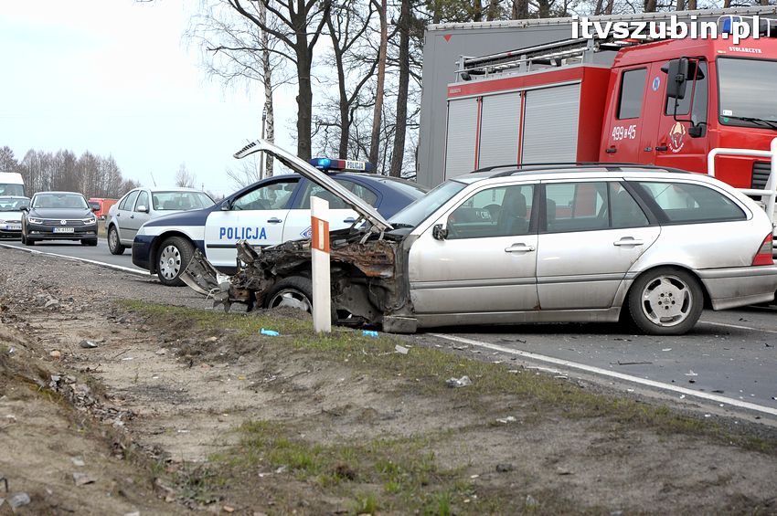 Wpadek na krajowej piątce, kierujący oplem miał 1,5 promila
