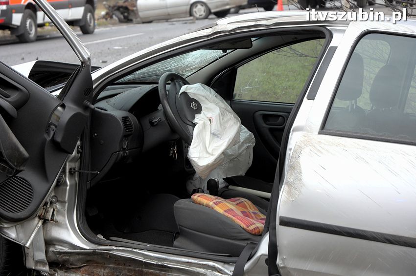 Wpadek na krajowej piątce, kierujący oplem miał 1,5 promila