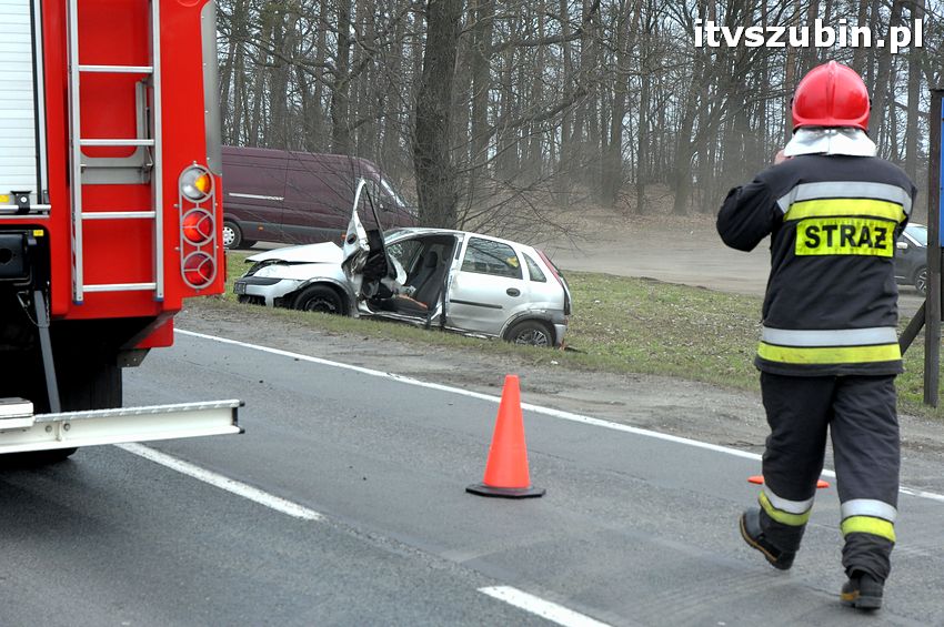 Wpadek na krajowej piątce, kierujący oplem miał 1,5 promila
