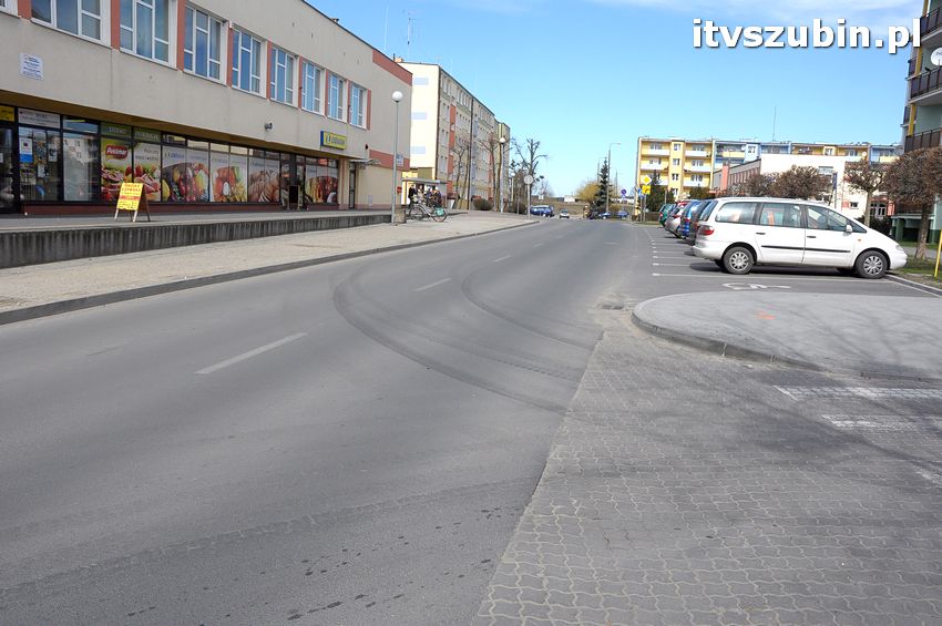 Koniec z mandatami za przechodzenie w niedowolnym miejscu.....