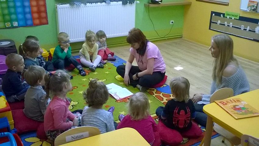 ?Międzynarodowy dzień książki dla dzieci? czyli w baśniową podróż z książką w dłoni?