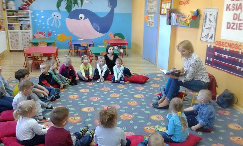 ?Międzynarodowy dzień książki dla dzieci? czyli w baśniową podróż z książką w dłoni?