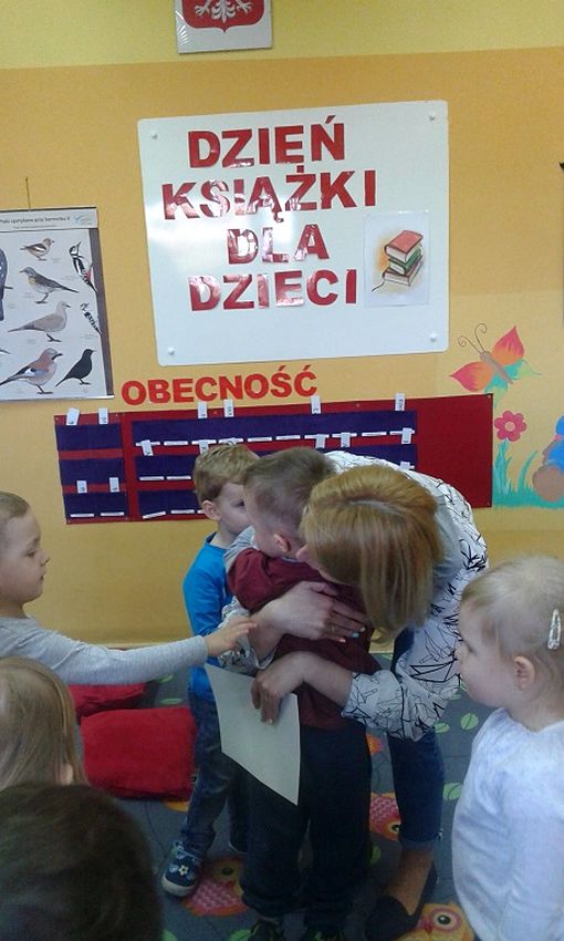 ?Międzynarodowy dzień książki dla dzieci? czyli w baśniową podróż z książką w dłoni?