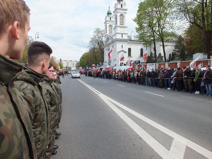 Uczniowie kadeci klasy wojskowej z ZSP w Szubinie uczestniczyli w Warszawie w uroczystości pogrzebowej Pułkownika 