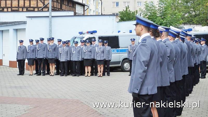 Awanse, odznaczenia i nagrody dla policjantów z okazji ich święta