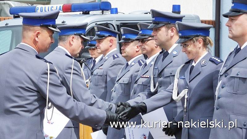 Awanse, odznaczenia i nagrody dla policjantów z okazji ich święta