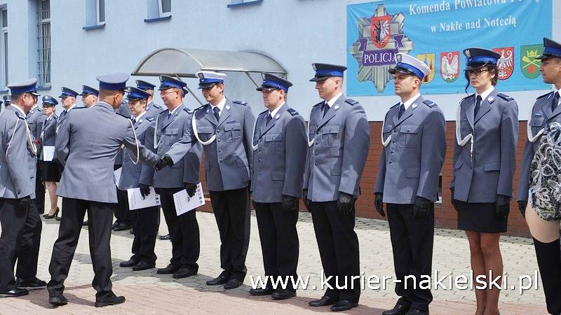 Awanse, odznaczenia i nagrody dla policjantów z okazji ich święta