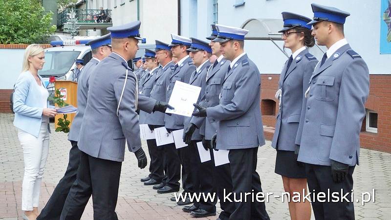 Awanse, odznaczenia i nagrody dla policjantów z okazji ich święta