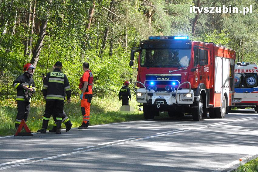 Tragiczny w skutkach wypadek na trasie Szubin - Łabiszyn. Śmierć na miejscu poniósł motocyklista