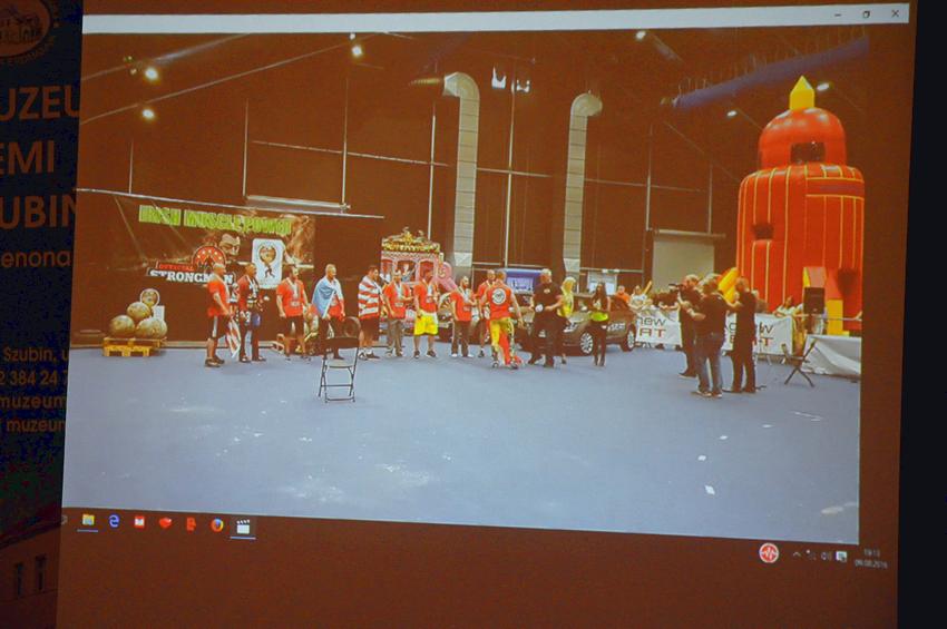 Spotkanie ze złotym medalistą World Strongest Man Marcinem Sendwickim [FILM]