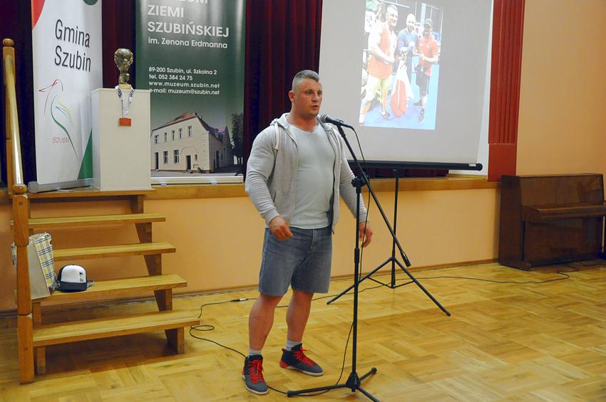 Spotkanie ze złotym medalistą World Strongest Man Marcinem Sendwickim [FILM]