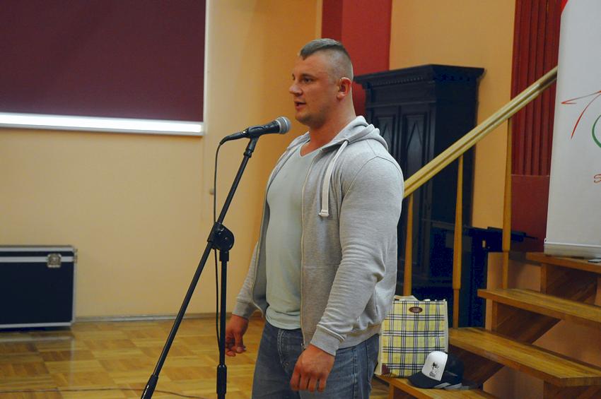 Spotkanie ze złotym medalistą World Strongest Man Marcinem Sendwickim [FILM]