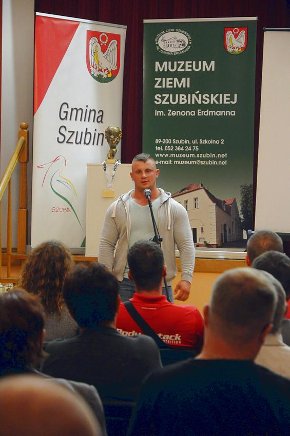 Spotkanie ze złotym medalistą World Strongest Man Marcinem Sendwickim [FILM]