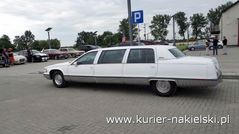 Kawalkada amerykańskich aut wyruszyła na zlot do Łeby