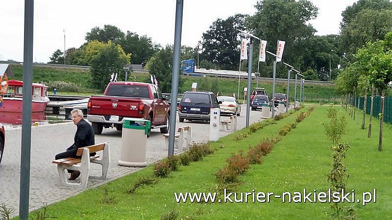 Kawalkada amerykańskich aut wyruszyła na zlot do Łeby