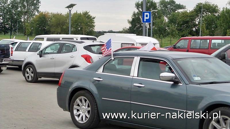 Kawalkada amerykańskich aut wyruszyła na zlot do Łeby