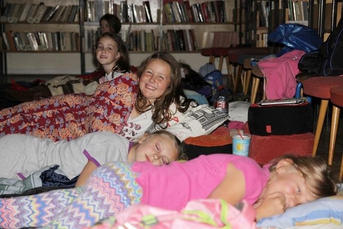 Letnia noc w bibliotece