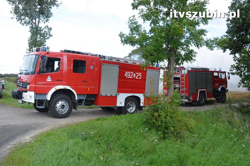Pożar przyczep ze słomą na krajowej piątce