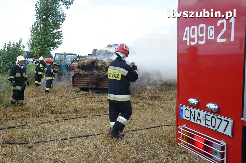 Pożar przyczep ze słomą na krajowej piątce