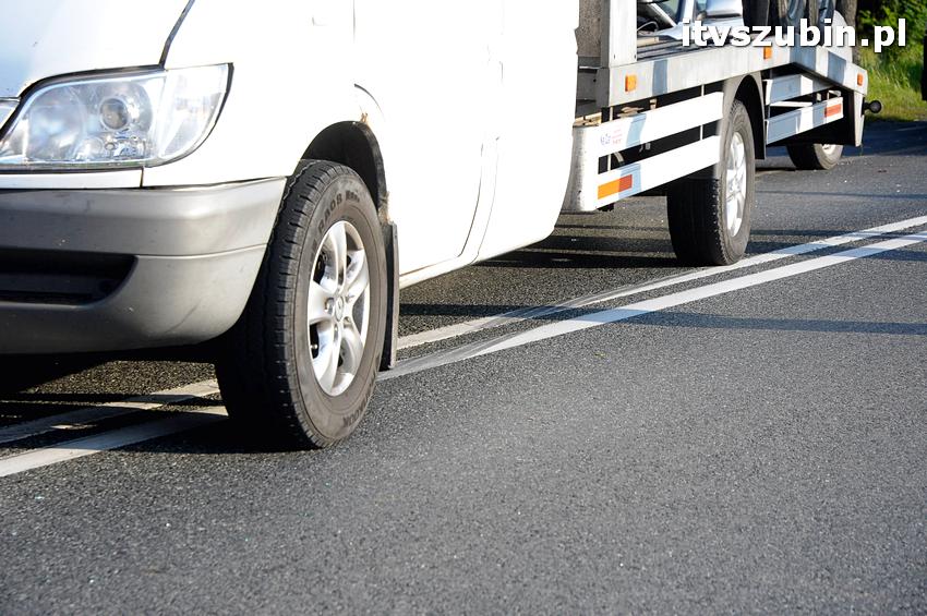 Kolizja 4 pojazdów na krajowej piątce w Nowym Świecie