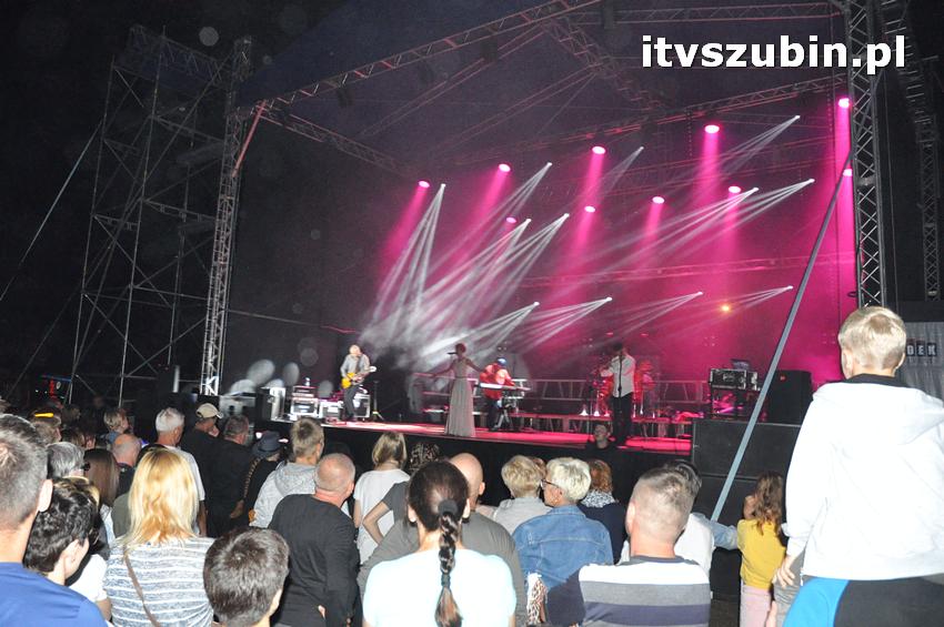 Kolejne spotkanie z muzyką w tle, koncert zespołu Brathanki