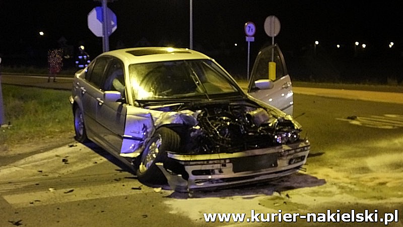 Nocne zderzenie samochodów na obwodnicy Nakła nad Notecią