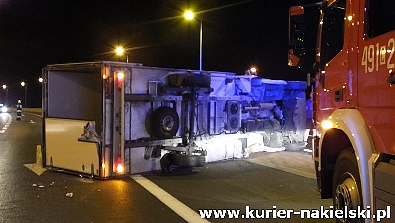 Nocne zderzenie samochodów na obwodnicy Nakła nad Notecią