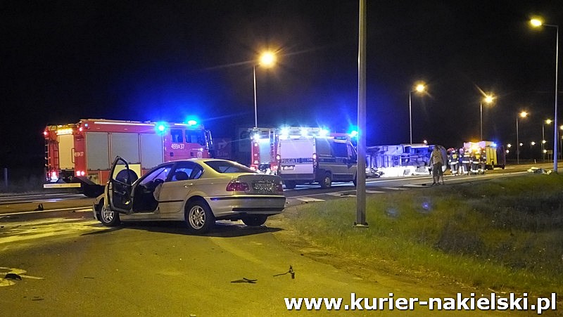 Nocne zderzenie samochodów na obwodnicy Nakła nad Notecią