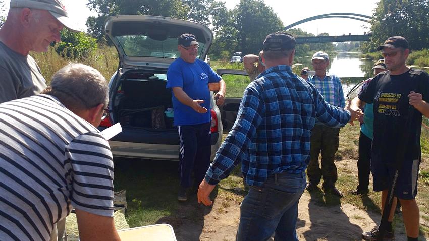 Zawody spławikowe koła PZW 128 Szubin