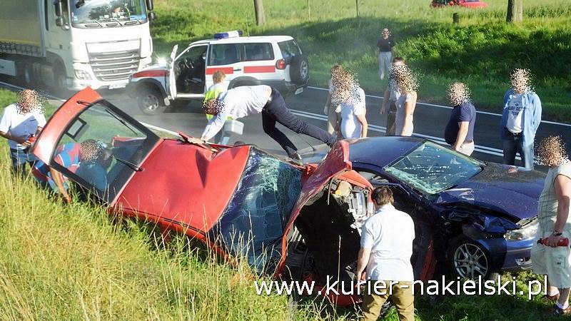 Wypadek na drodze krajowej nr 10 pomiędzy Minikowem, a Strzelewem