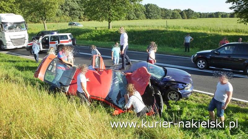 Wypadek na drodze krajowej nr 10 pomiędzy Minikowem, a Strzelewem