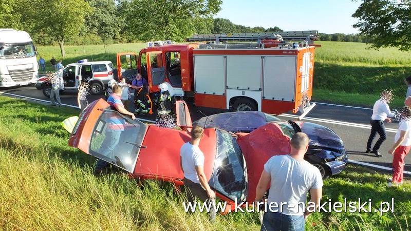 Wypadek na drodze krajowej nr 10 pomiędzy Minikowem, a Strzelewem
