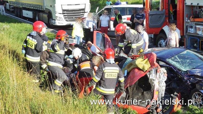 Wypadek na drodze krajowej nr 10 pomiędzy Minikowem, a Strzelewem