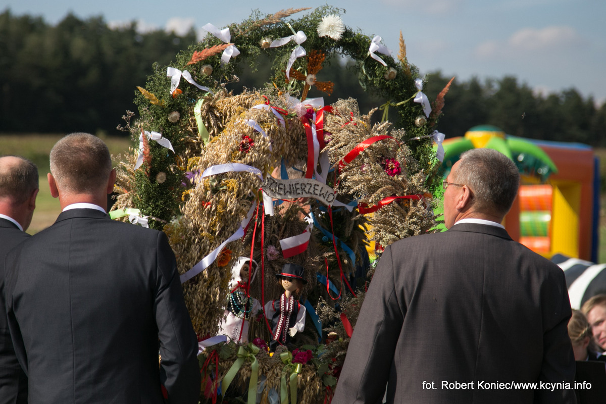 Powiatowo-Gminne Dożynki odbyły się w Iwnie
