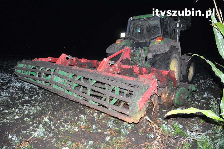 Wieczorna kolizja busa z ciągnikiem rolniczym [USTALENIA POLICJI]