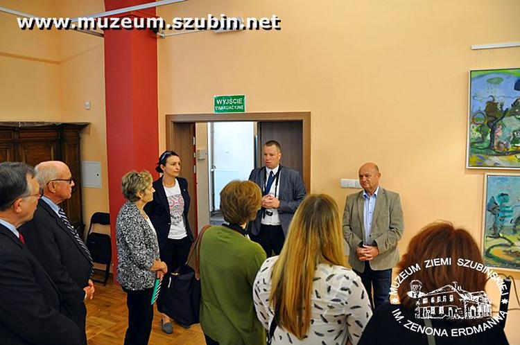 Wizyta rodzin jeńców amerykańskich