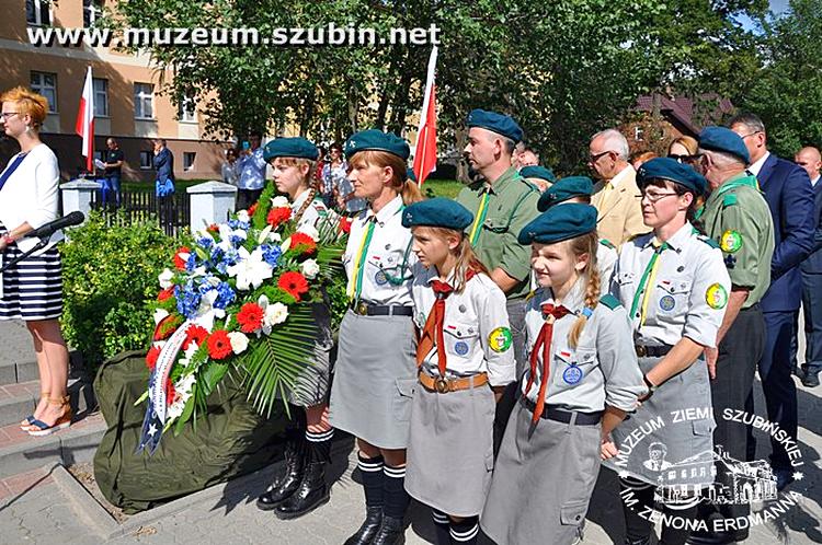 Wizyta rodzin jeńców amerykańskich