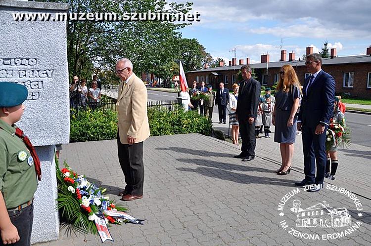 Wizyta rodzin jeńców amerykańskich