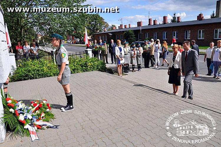 Wizyta rodzin jeńców amerykańskich