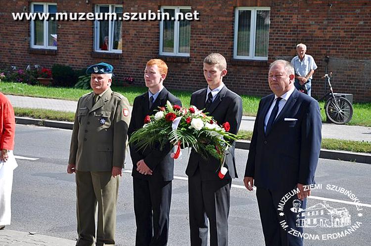 Wizyta rodzin jeńców amerykańskich