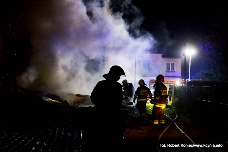 Czy w Kcyni grasuje podpalacz? Kolejny nocny pożar
