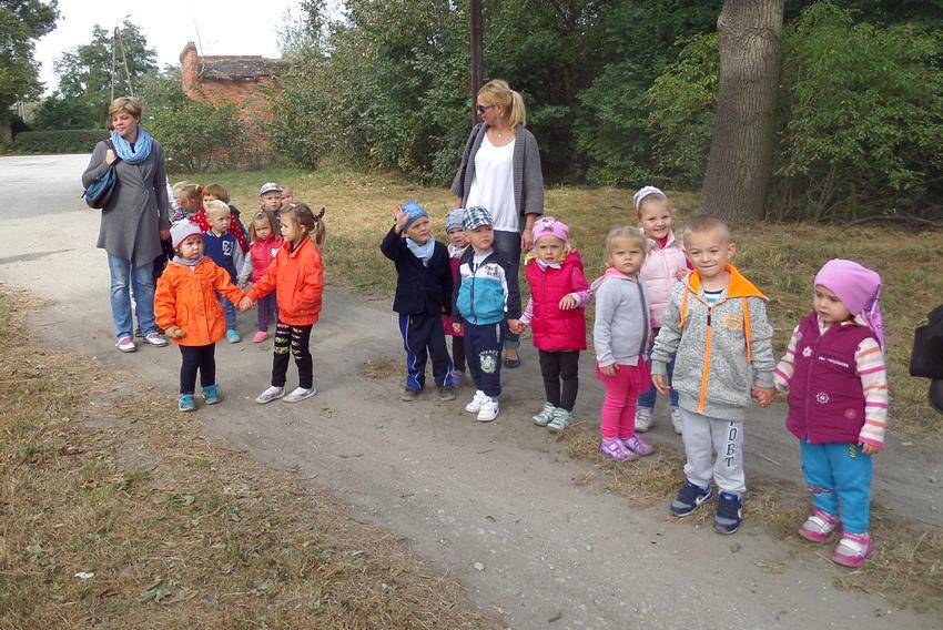 Marsz przedszkolaków z okazji ich święta
