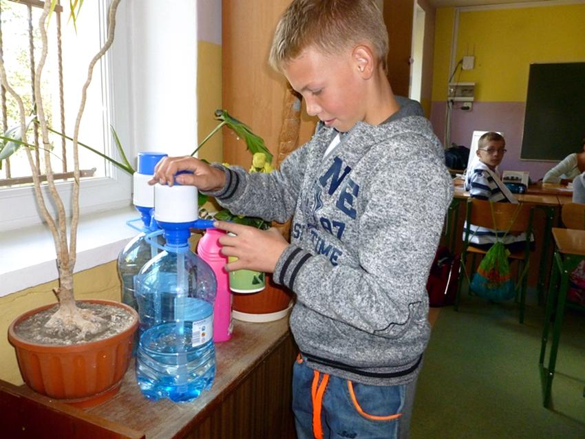 Uczeń zdrowy, do nauki i pracy gotowy....