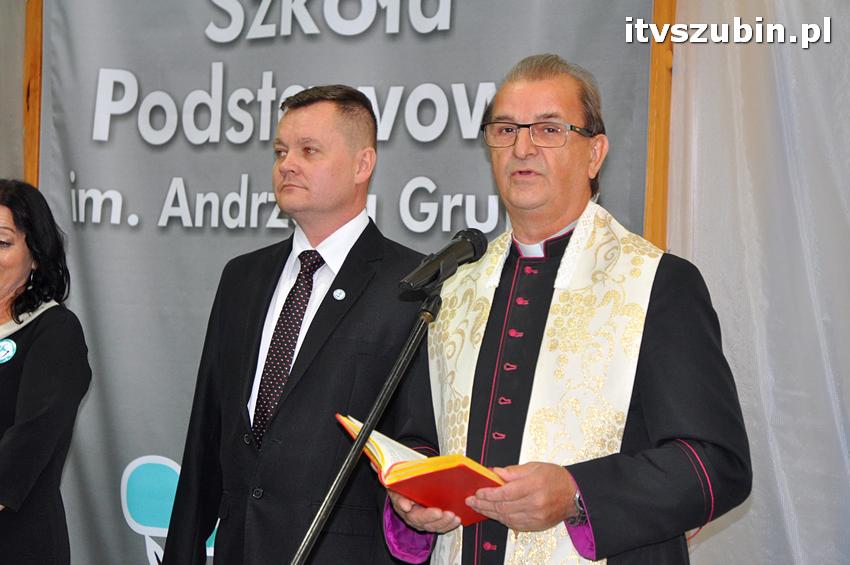 Uroczystość nadania SP Kołaczkowo imienia Andrzeja Grubby