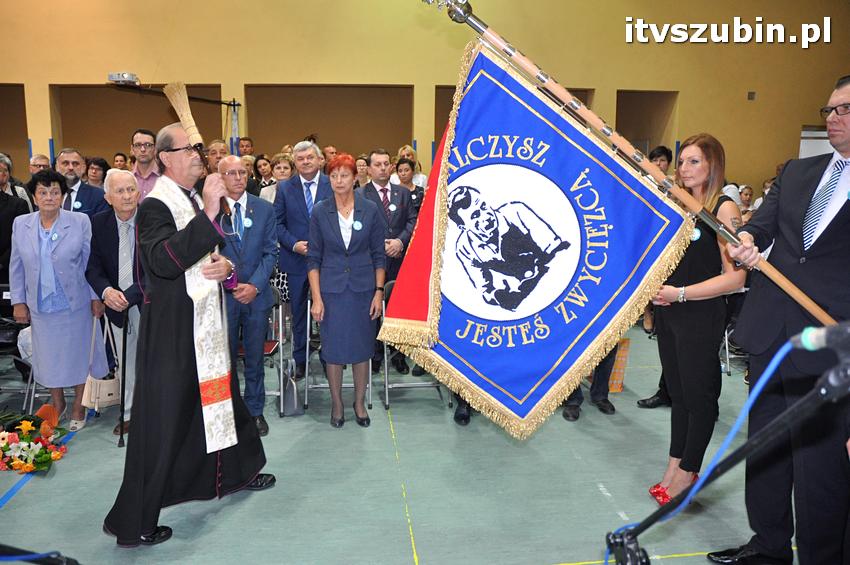 Uroczystość nadania SP Kołaczkowo imienia Andrzeja Grubby