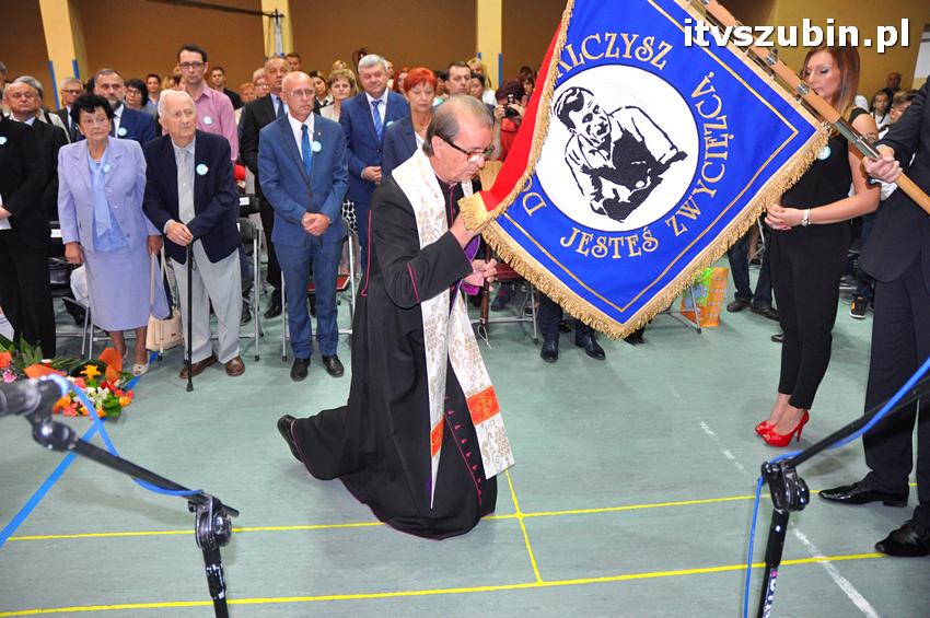 Uroczystość nadania SP Kołaczkowo imienia Andrzeja Grubby