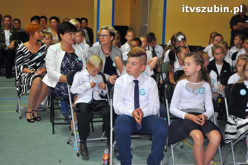 Uroczystość nadania SP Kołaczkowo imienia Andrzeja Grubby