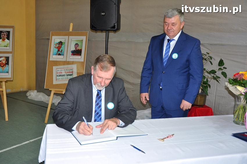 Uroczystość nadania SP Kołaczkowo imienia Andrzeja Grubby